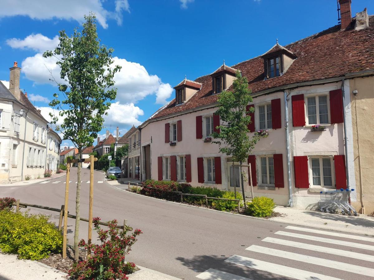 Aux Sources De Ouanne住宿加早餐旅馆 外观 照片