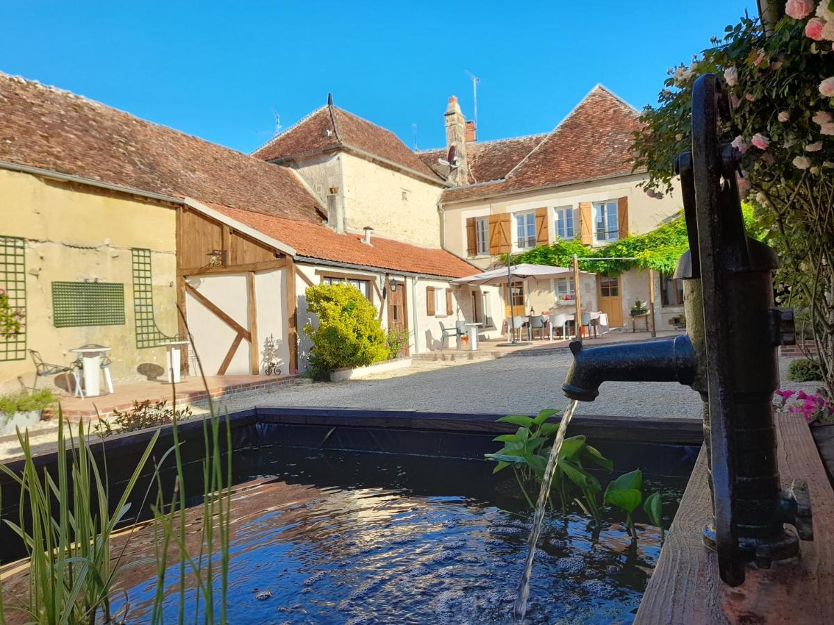 Aux Sources De Ouanne住宿加早餐旅馆 外观 照片